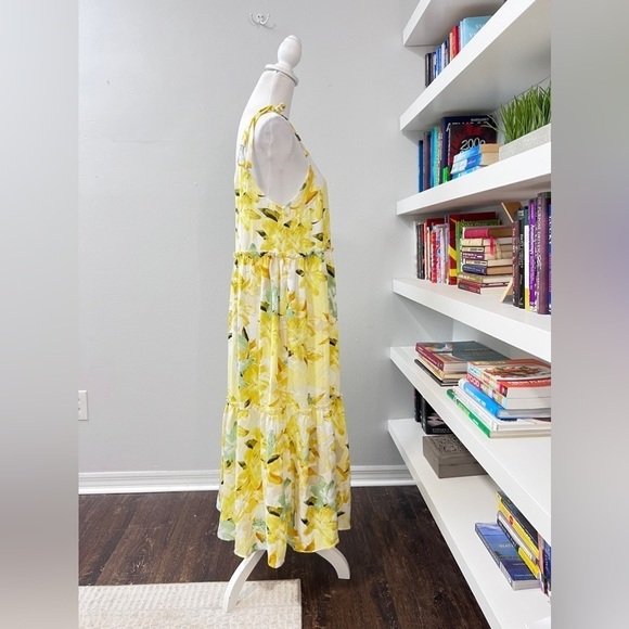 Hayden Yellow Floral Dress size small - Picture 8 of 13
